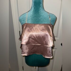 Silky crop top 👚✨